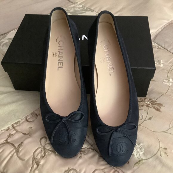Chanel Navy Blue Ballet Flats - Picture 1 of 9